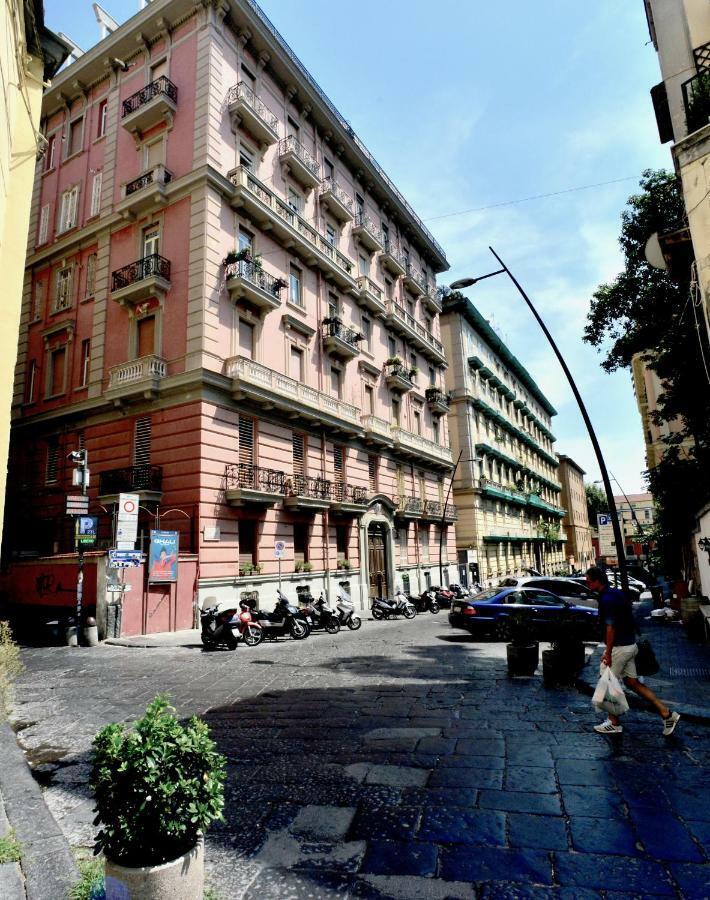2 Camere Con Pianoforte Napoli Bagian luar foto